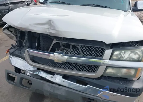 2004 Chevrolet Silverado C1500 z USA, uszkodzony, nr VIN 2GCEC19T441202026